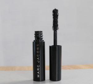 Marc Jacob's Velvet Noir Major Volume Mascara in Noir