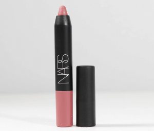 NARS Velvet Matte Lip Pencil in Intriguing