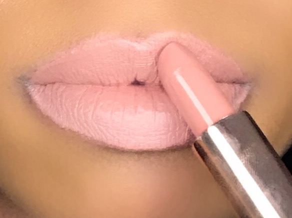Essence Legendary Lipstick